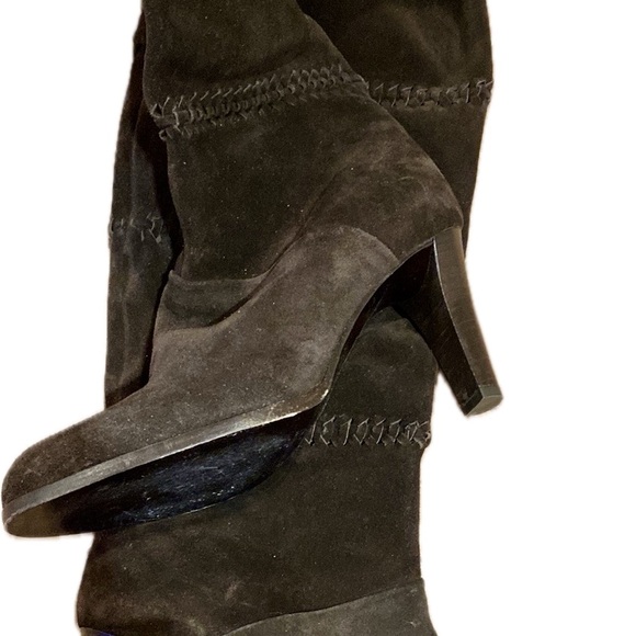 Coach fabulous brown suede heels boots, elegant style, size 7.5 - Picture 12 of 16